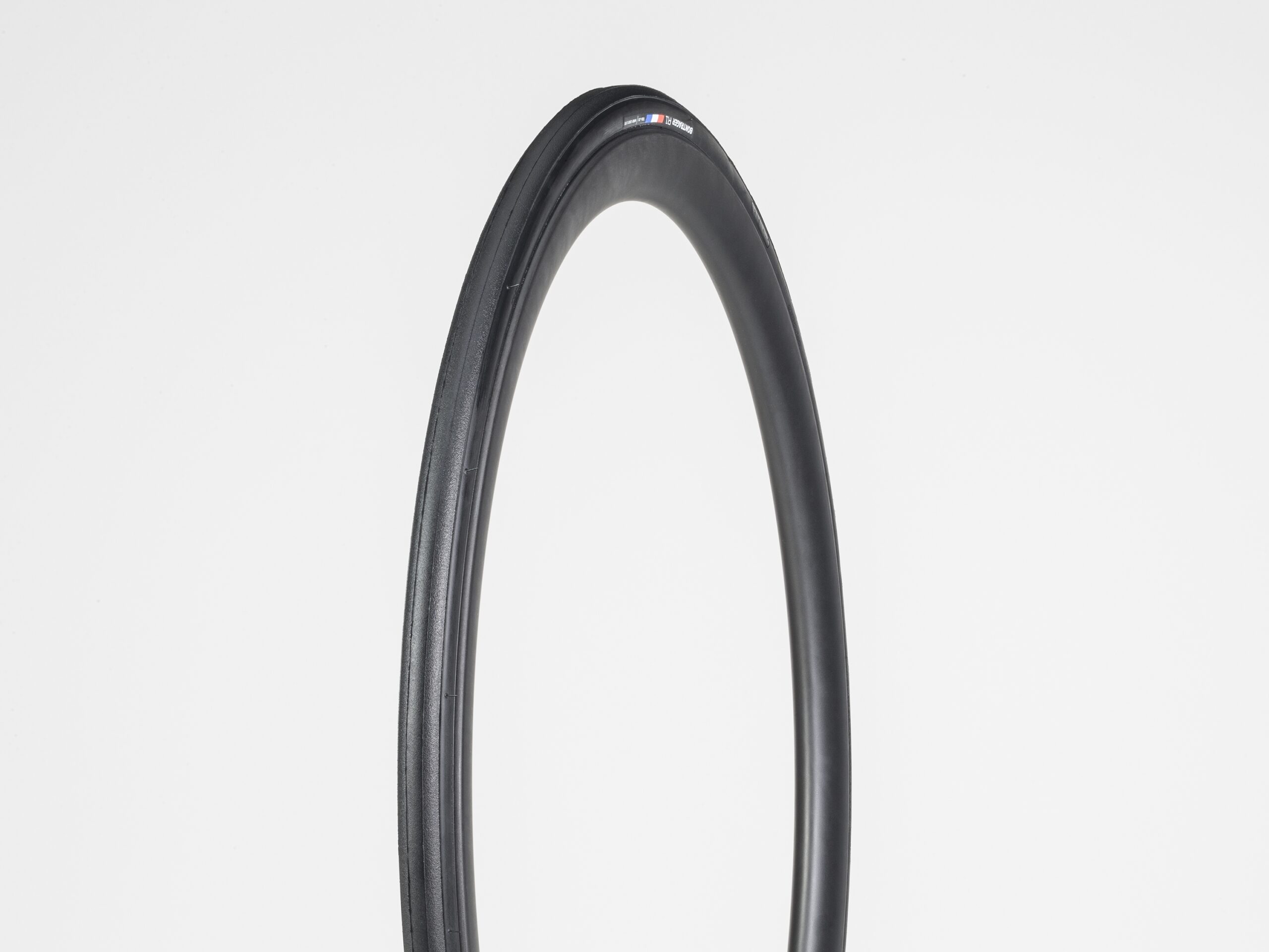 BONTRAGER R1 28 622 Clincher Non TLR Black Road Tire 572245