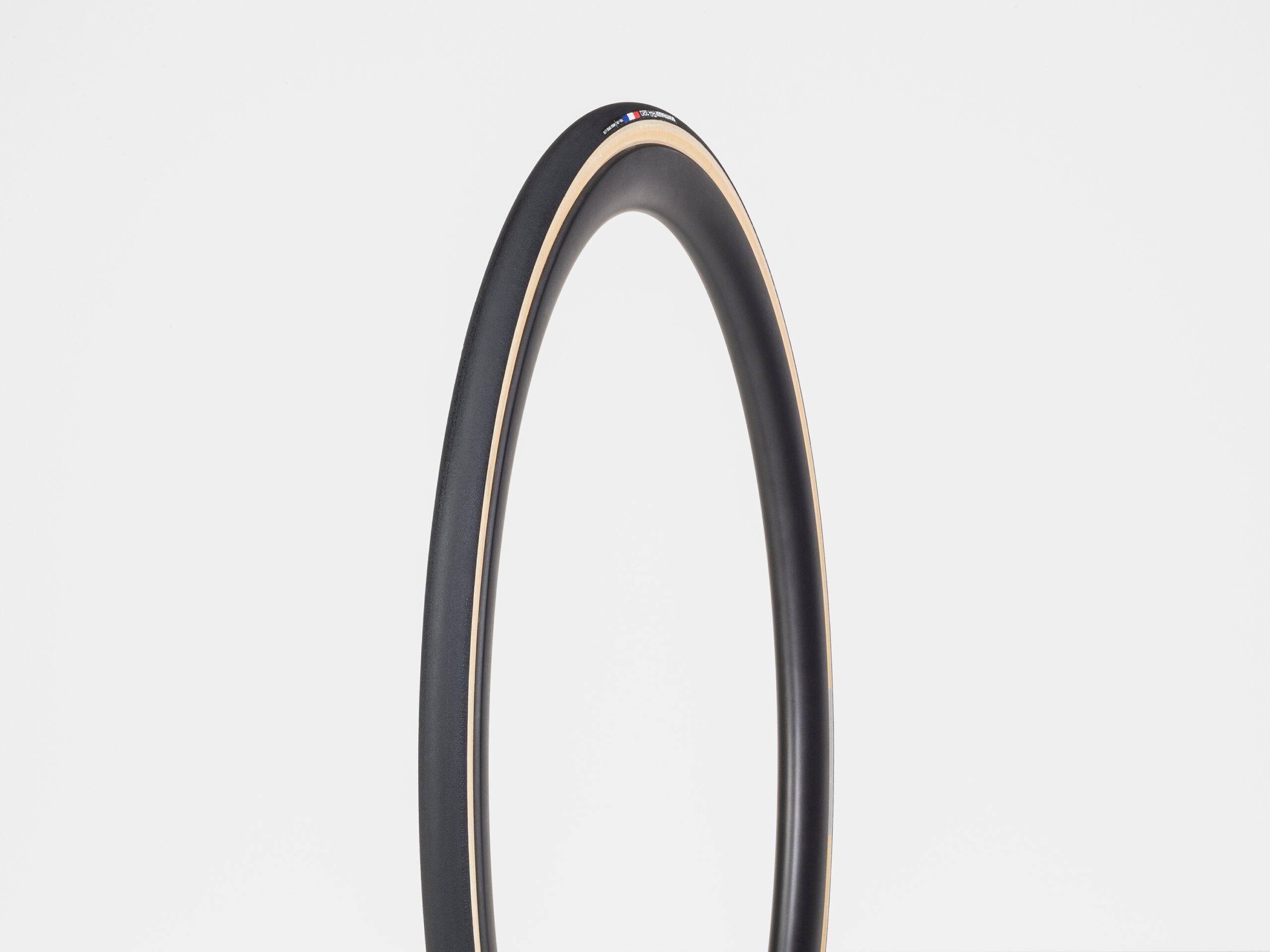 BONTRAGER R4 320 Handmade Clincher 25 622 Clincher Non TLR Tan Road Tire 5273585