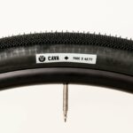 ULTRADYNAMICO CAVA Robusto 56-584 / Tubeless (TLR) / Black / Gravel / CX Tire /